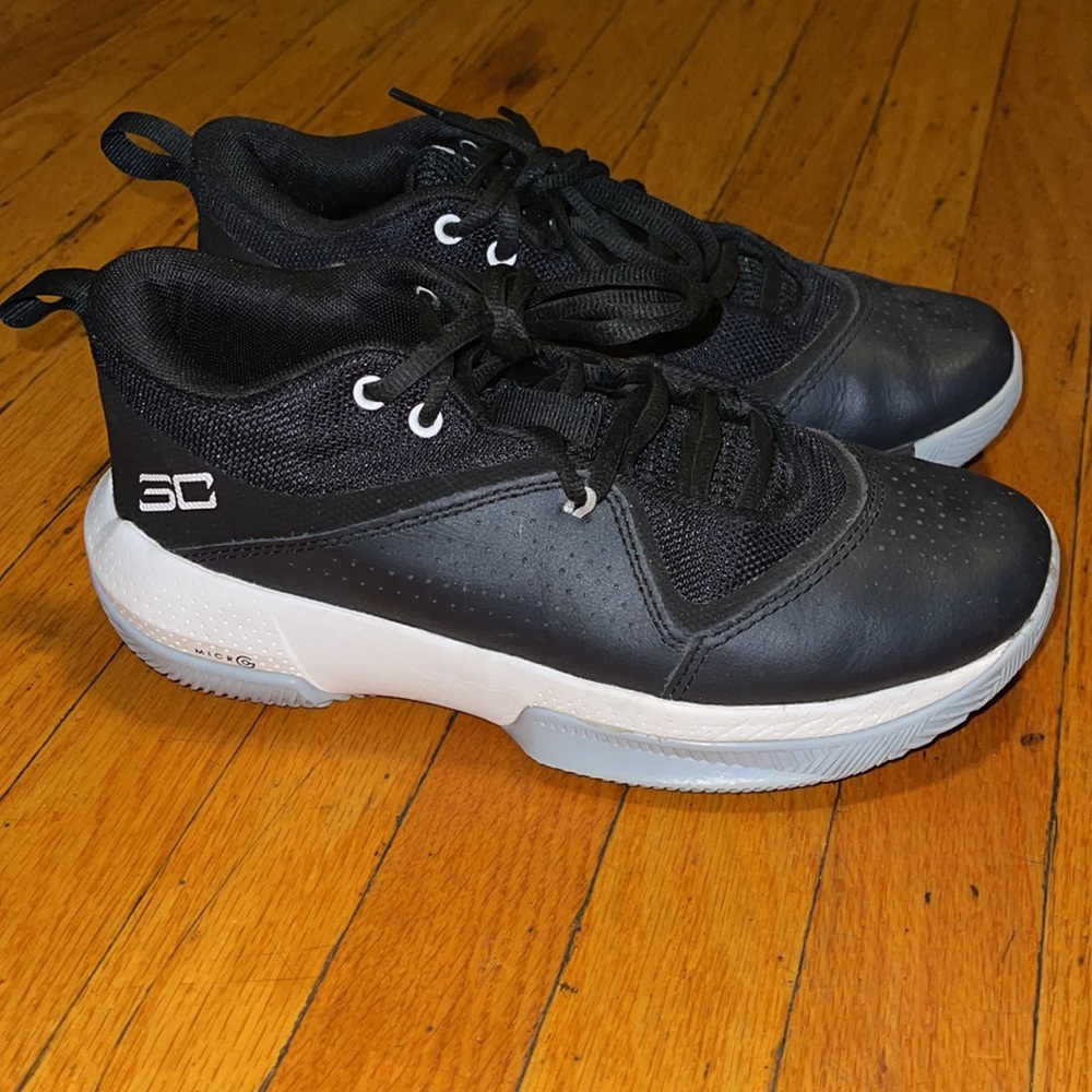 Under Armour SC Steph Curry Size 6Y